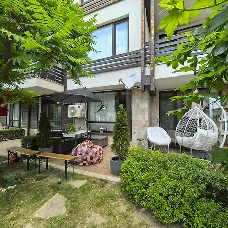 Apartment Garden Aspen A008 *