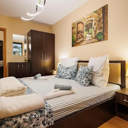 Garden Golf & Aspen Suits A008 Apartment Bansko
