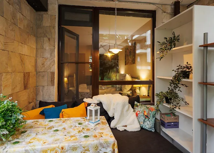 Garden Aspen A008 公寓 *