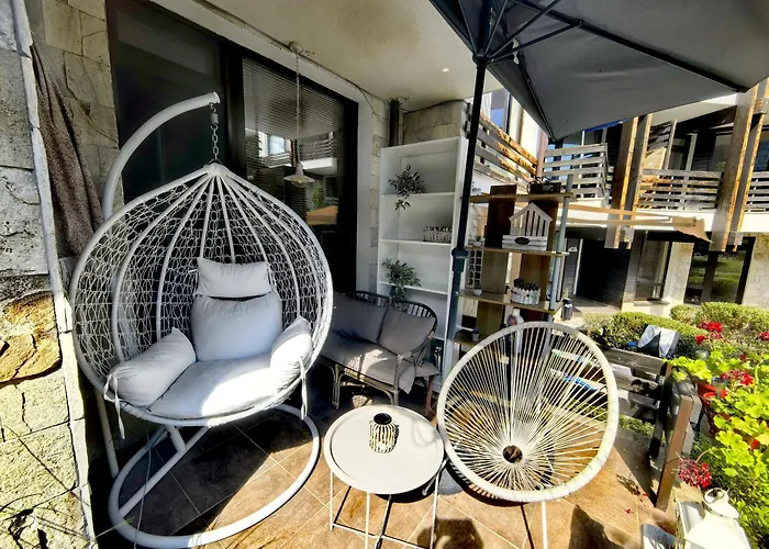 Garden Aspen A008 公寓 *