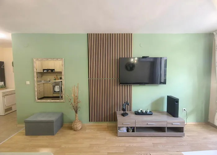 Garden Aspen A008 Apartment *